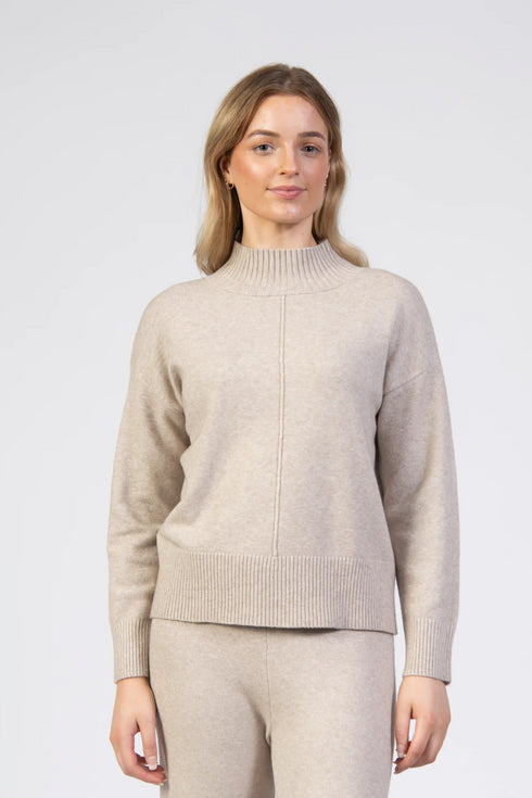 Jessica Graaf Turtle Neck Sweater with Wide Rib Collar – 30264
